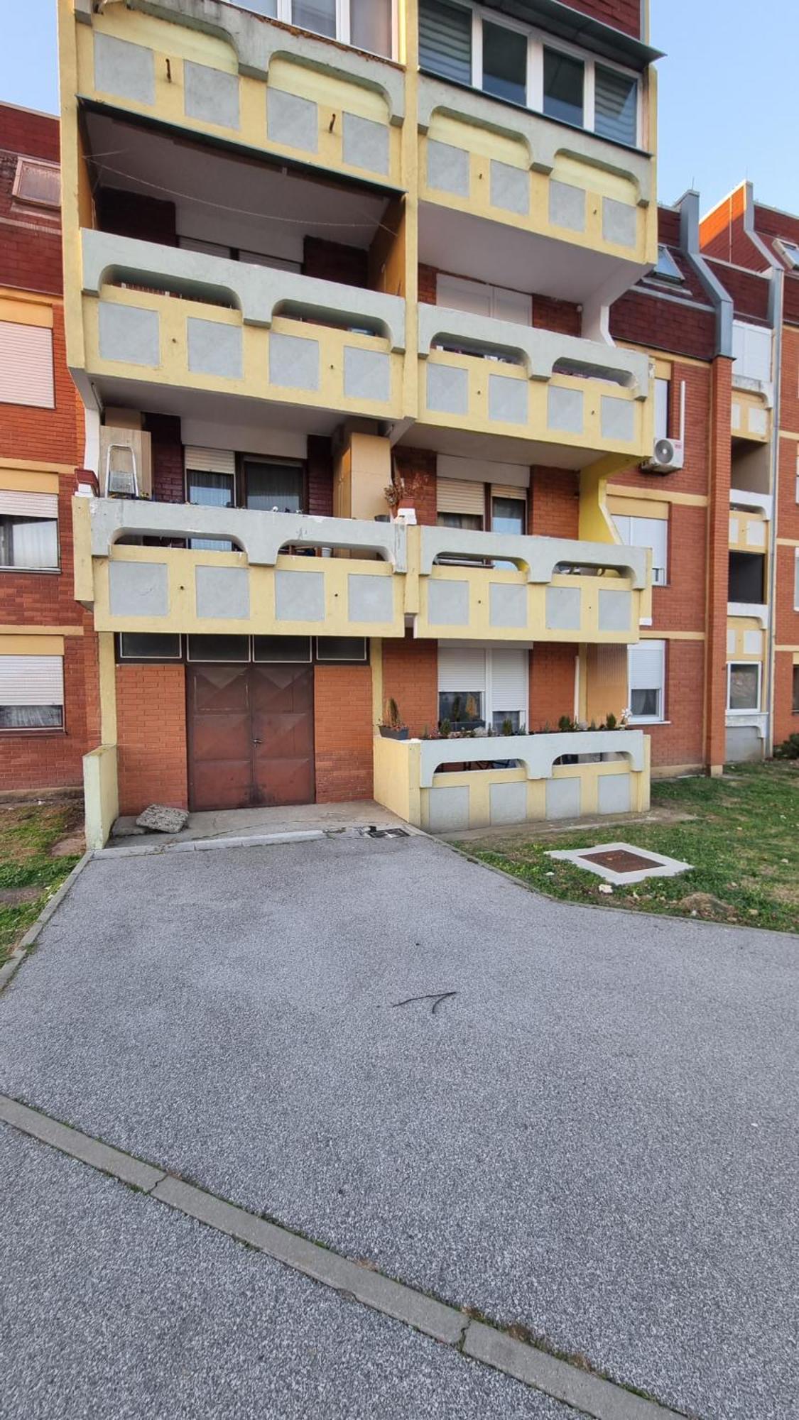 Studio Apartman 404-401 Vukovar Extérieur photo